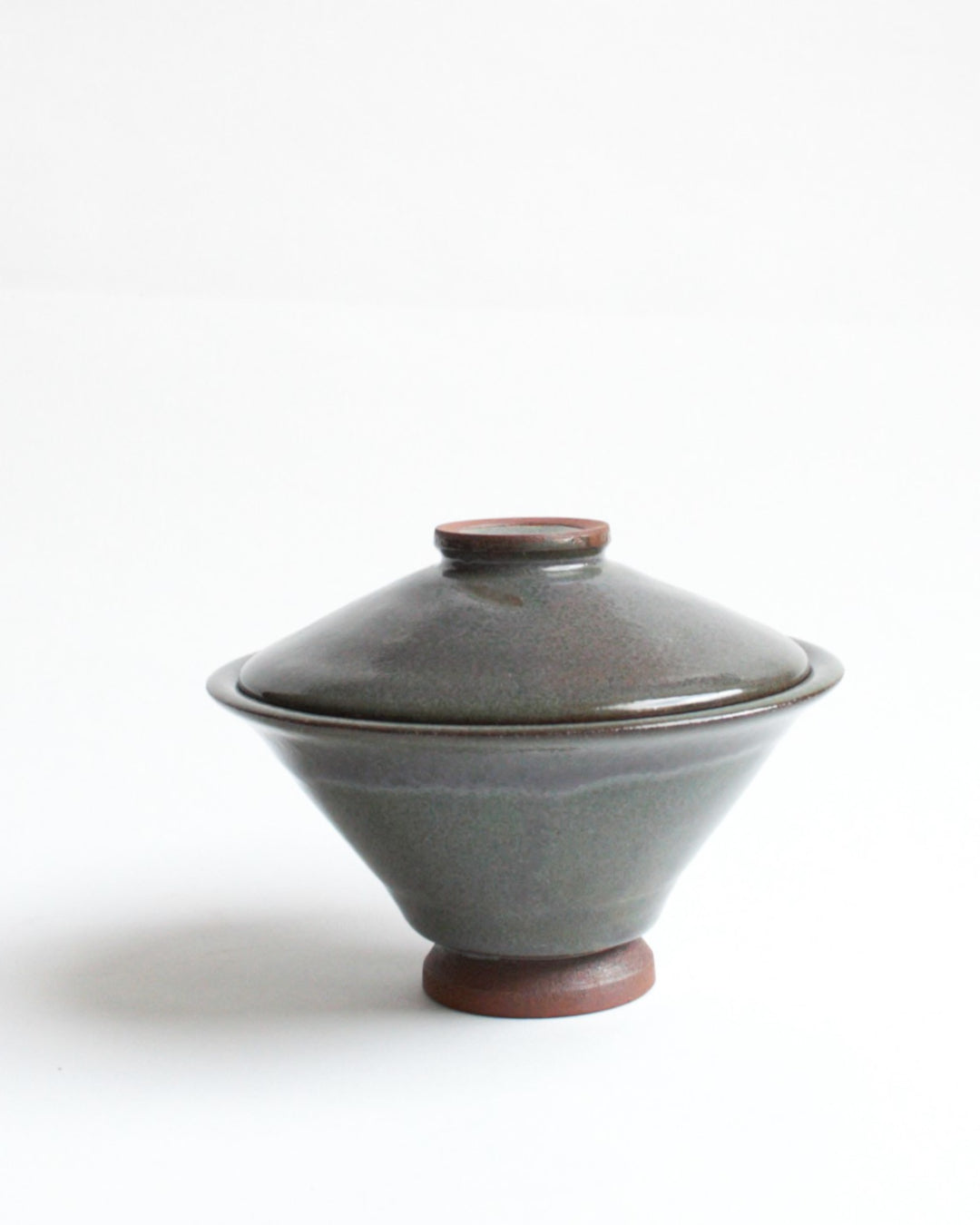 Lidded bowl in dark gray-indigo