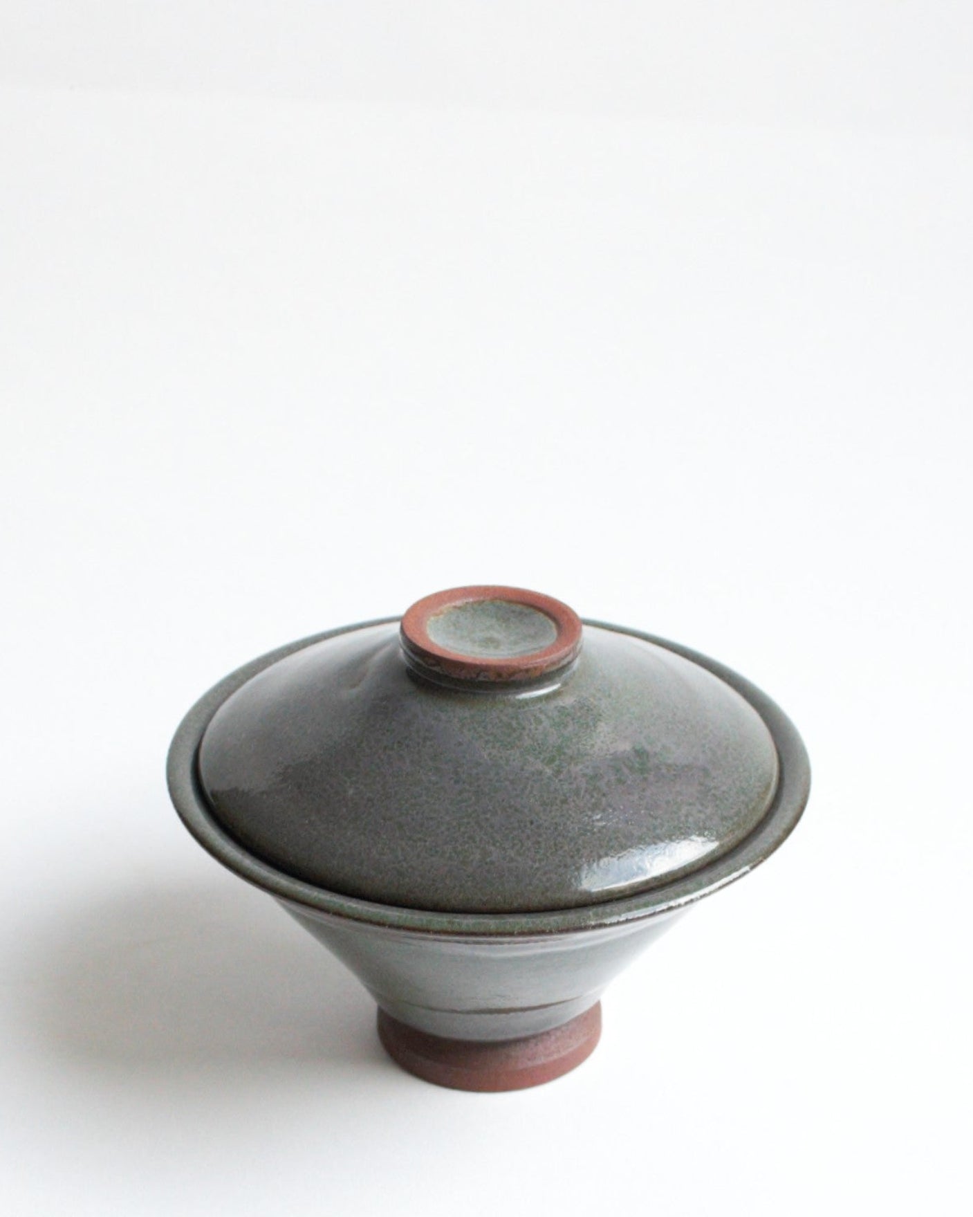 Lidded bowl in dark gray-indigo