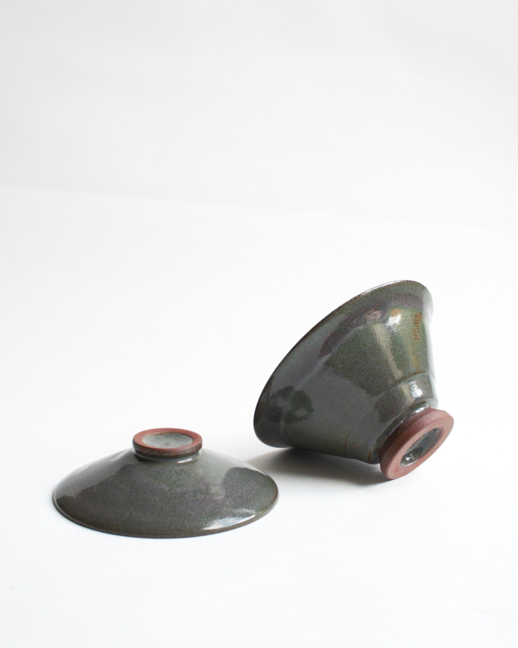 Lidded bowl in dark gray-indigo